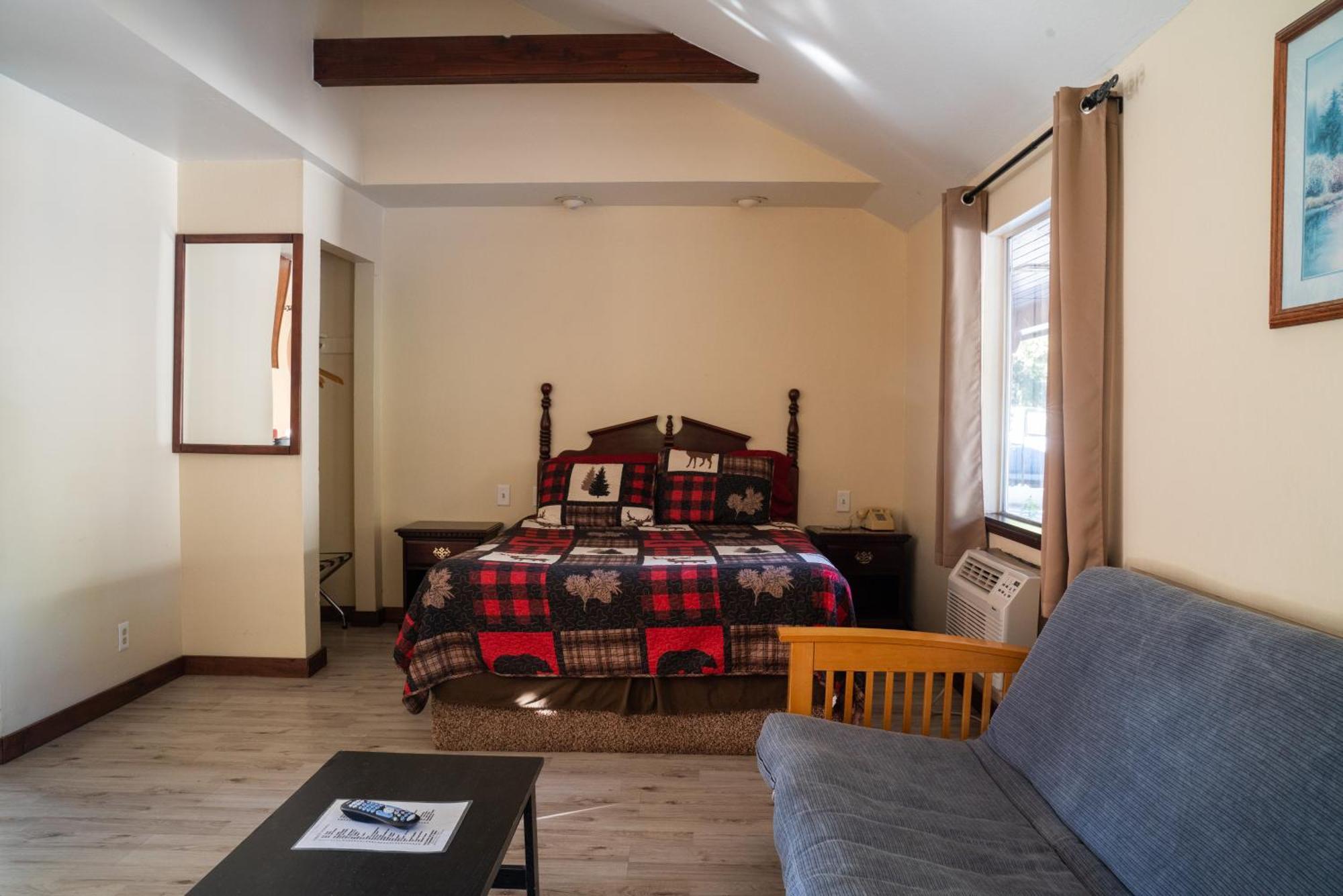 Dean Creek Resort Redway 외부 사진