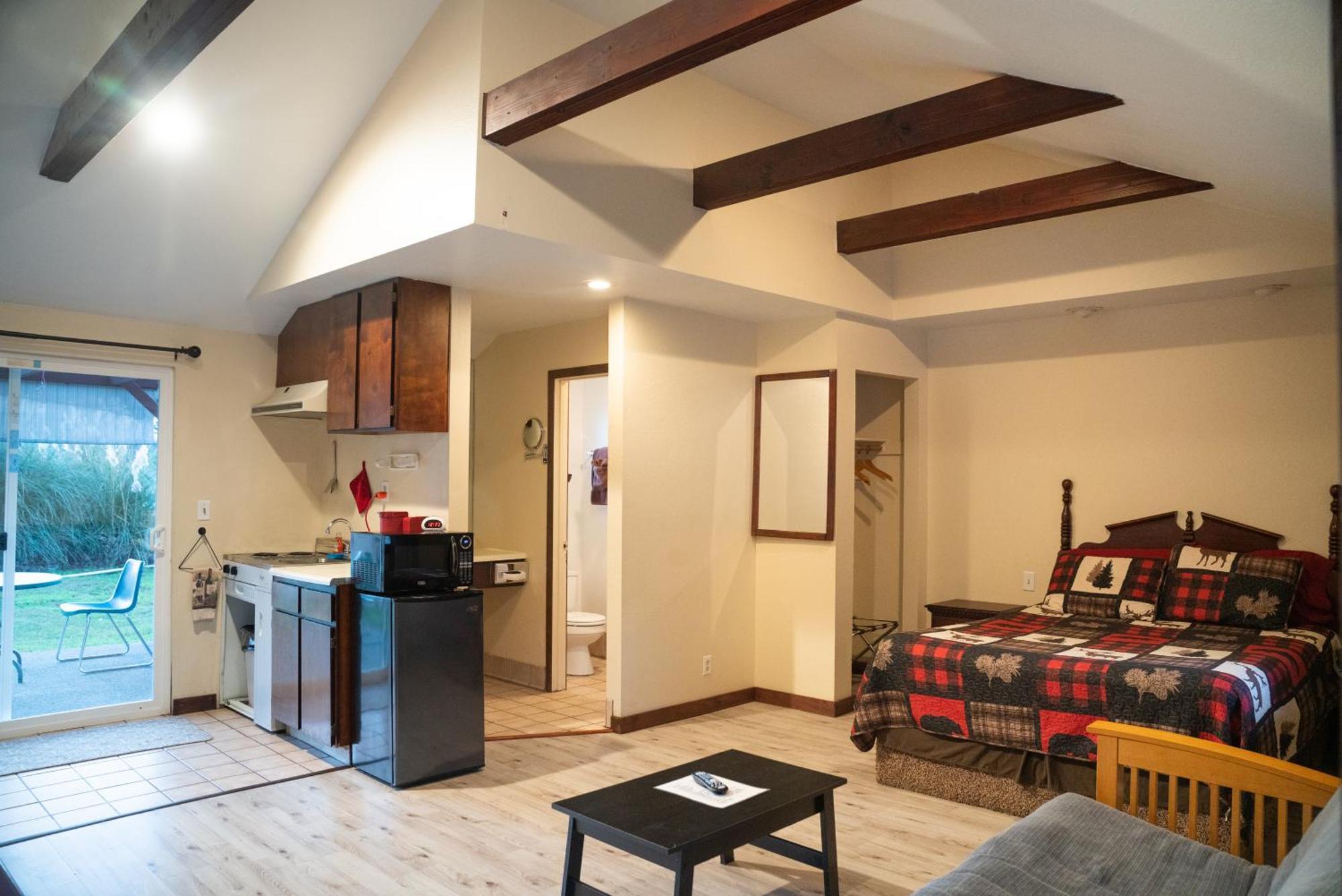Dean Creek Resort Redway 외부 사진