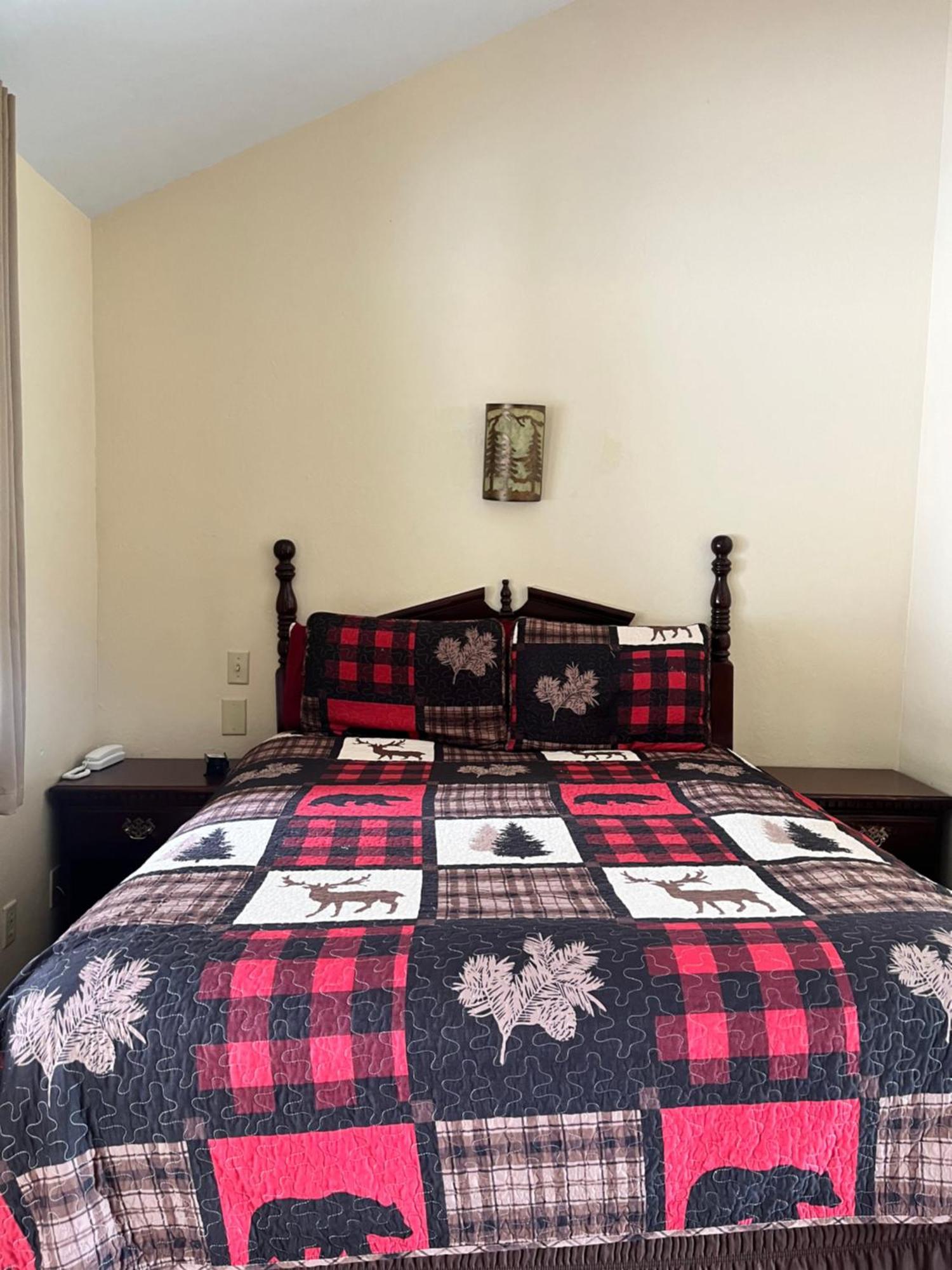 Dean Creek Resort Redway 외부 사진